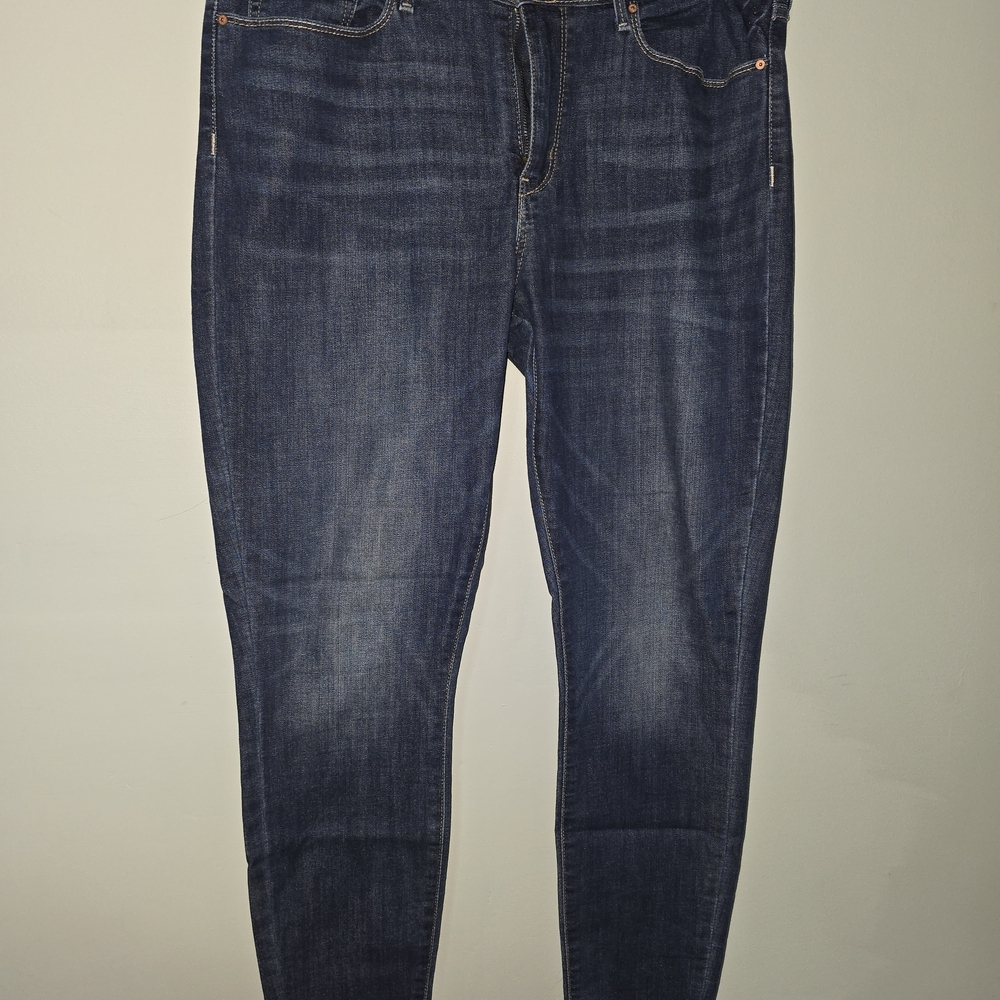 Signature by Levi Strauss Women's Skinny Jeans - Dark Blue